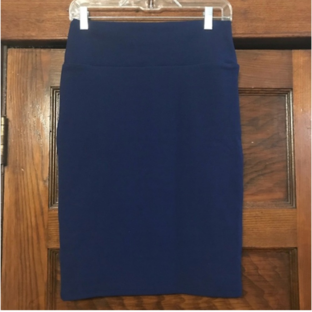 LuLaroe 2 small cassie skirts